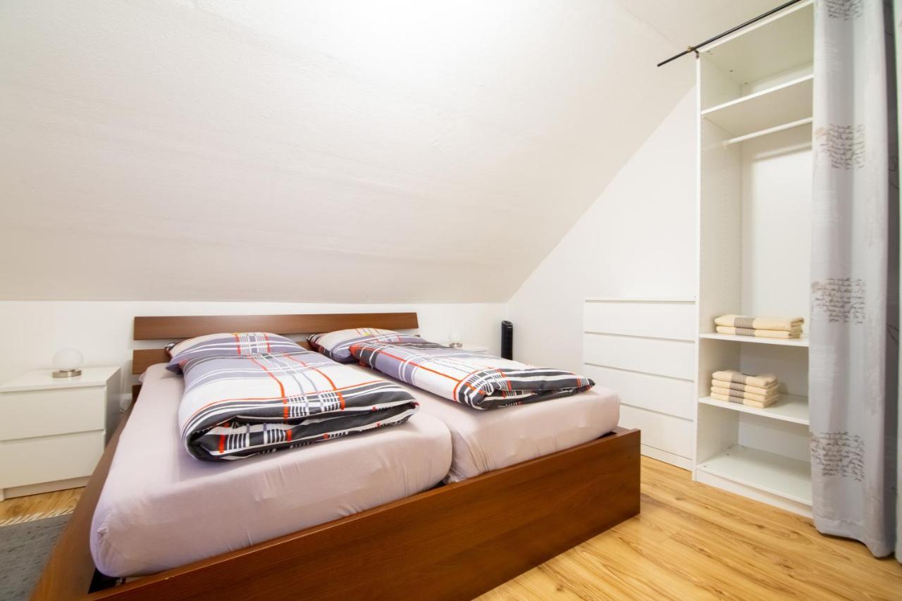 Ferienwohnung Oberhausen Alstaden Exterior foto