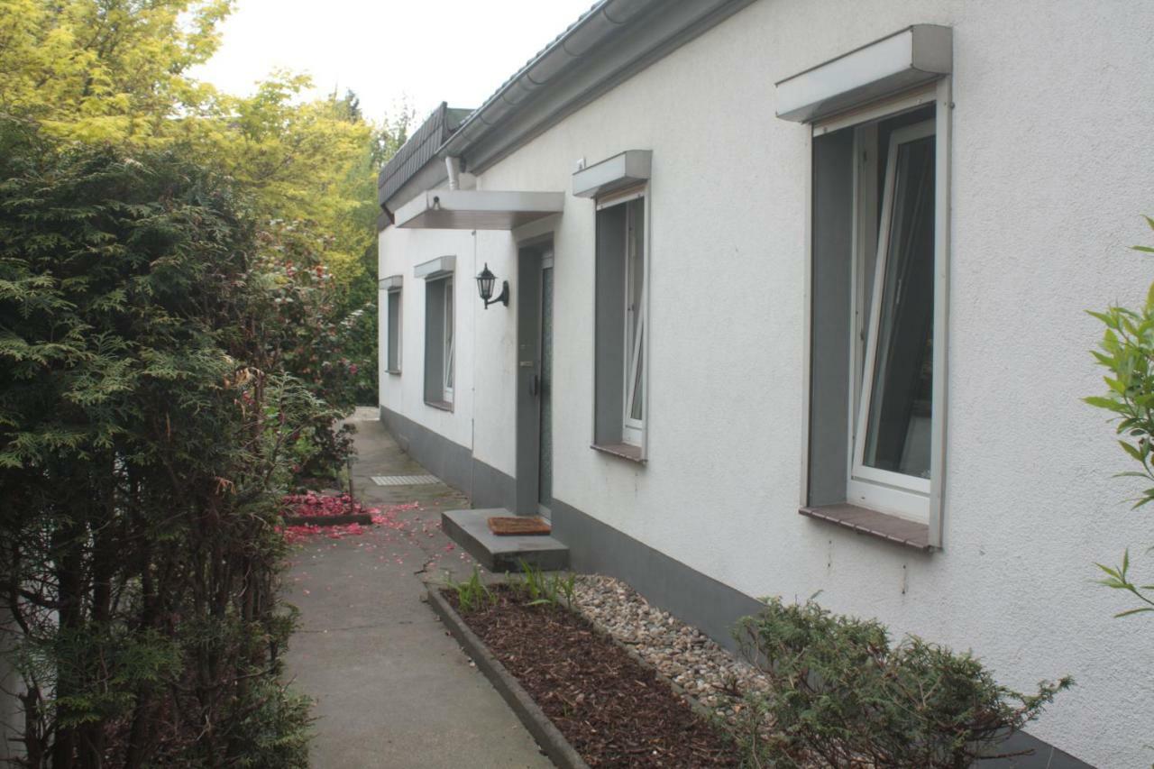 Ferienwohnung Oberhausen Alstaden Exterior foto